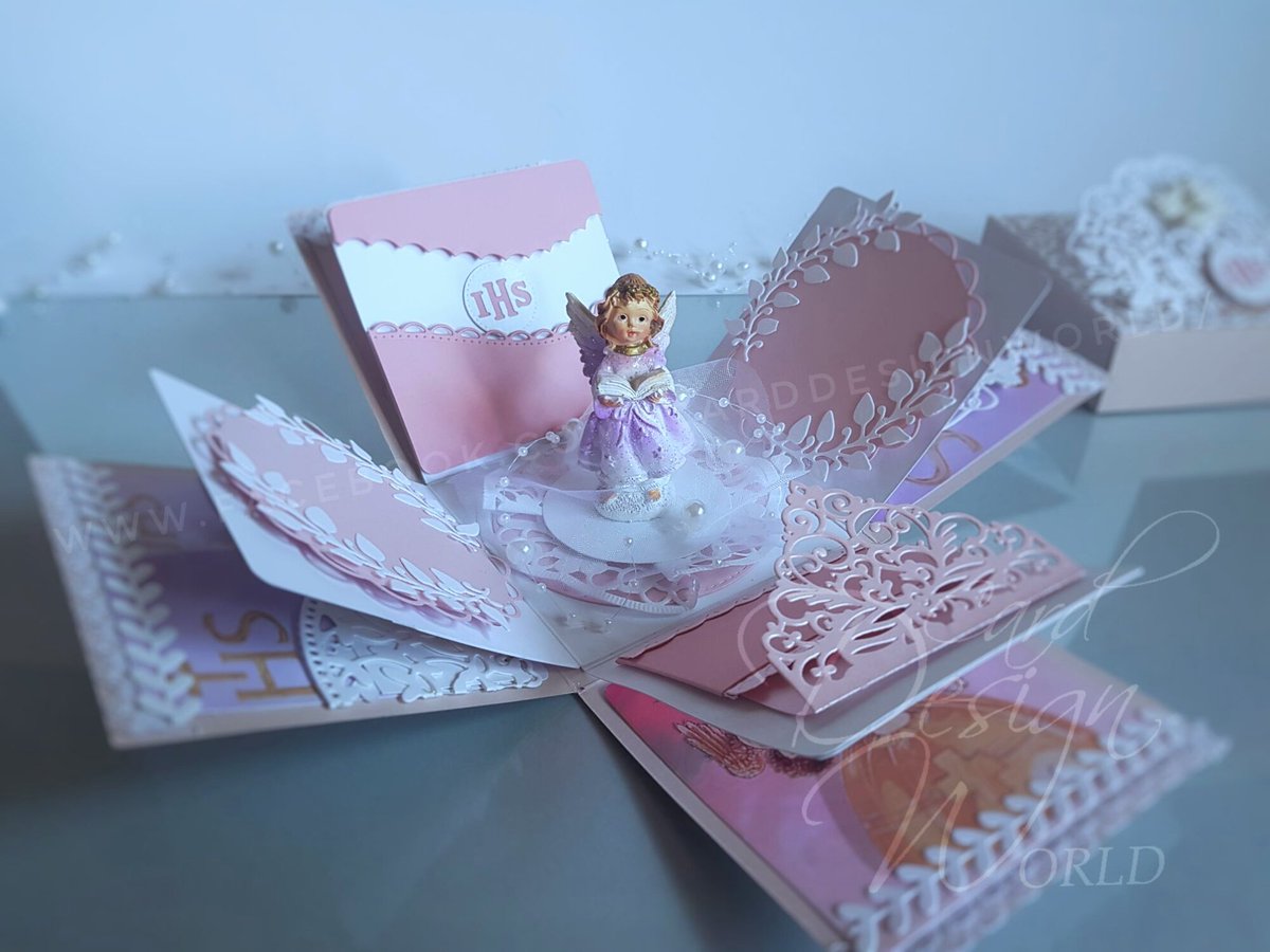 CardDesignWorld's tweet image. 💠💠💠
❣See my new #explodingbox ❣
This is a proposition for #Communion2020. 
 If you like it, I encourage you to follow my profile💠