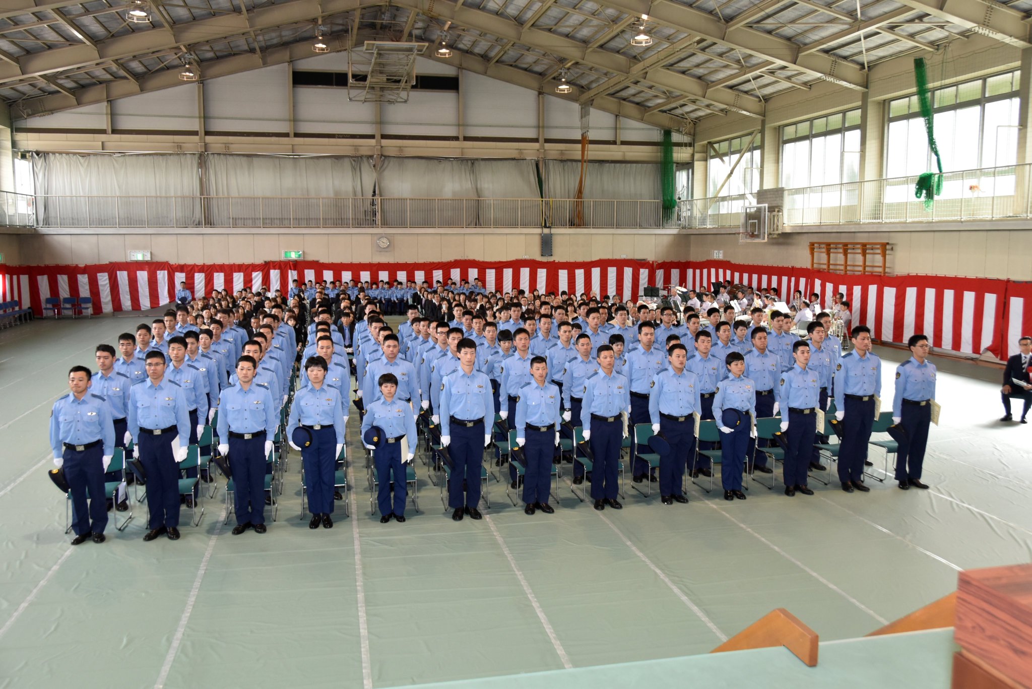 長野県警察 警察学校では 9月日に 初任科第167期の卒業式を挙行しました 名の警察官が 県民の期待に応えるため誇りと使命感を胸に 県内警察署に配属となりました