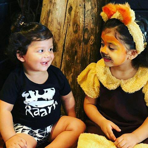 Si salvi chi può!!!😍😍😍 una piccola leonessa 
 in vista😝😝😝😝  Scommetto che non riuscirete a sopravvivere 🙊 #MishaKapoor Roaaaar #notamouse Raaar vs Roar #ZainKapoor si è salvato con quel sguardo cosi dolce!!!😍😍😘 #StealingMyThunder I'm done #HangUpMyYears #Shanatics😍