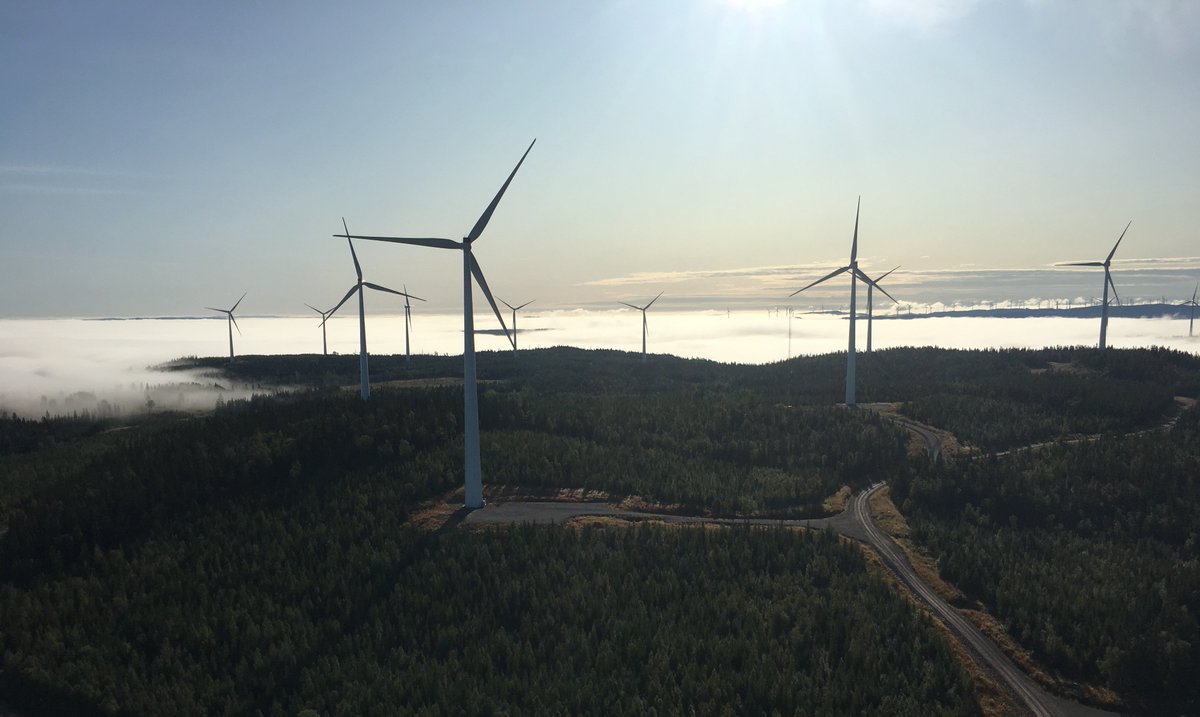 fairwind's tweet image. Ögonfägnaden wind farm in Sweden, able to power over 60,000 homes annually 🇸🇪
#windpower #windenergy