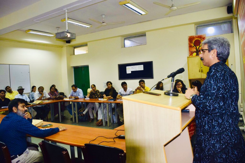 MGCUBihar's tweet photo. Our Hon’ble VC Prof. Sanjeev Kumar Sharma @GSIPSA spoke on ‘Indian Philosophy, Thoughts and Thinkers’ in CPDHE,University of Delhi to the teachers of different disciplines.@DrRPNishank @HRDMinistry @ugc_india #DelhiUniversity #CPDHE https://t.co/PxL79aatN6