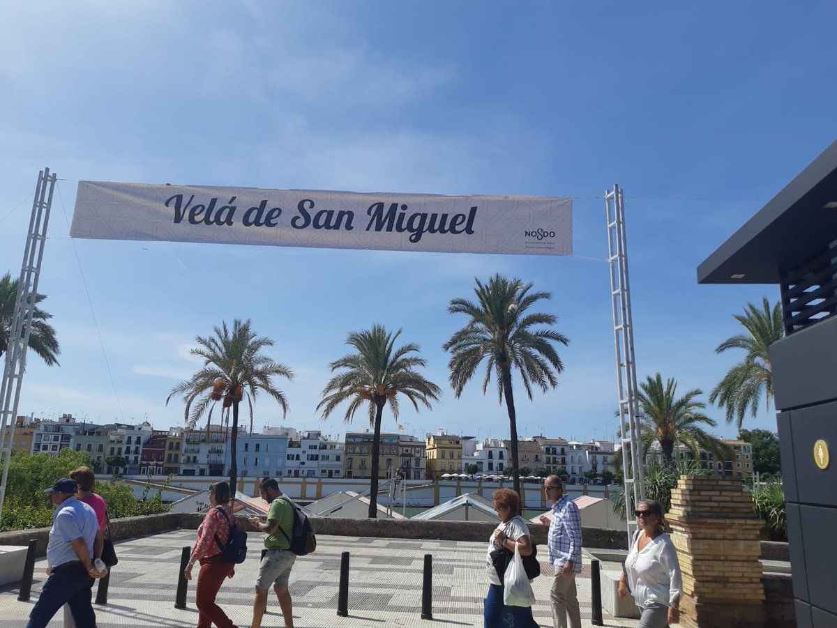 ¡El jueves se inaugura la #VeláSanMiguel19! ¿Te vienes? El pregón de <a href="/RocioVicente_/">Rocío Vicente del Estad</a> , que da inicio a la <a href="/VelaSanMiguel_/">Velá de San Miguel</a> será a las 21:00 horas
 #SevillaHoy