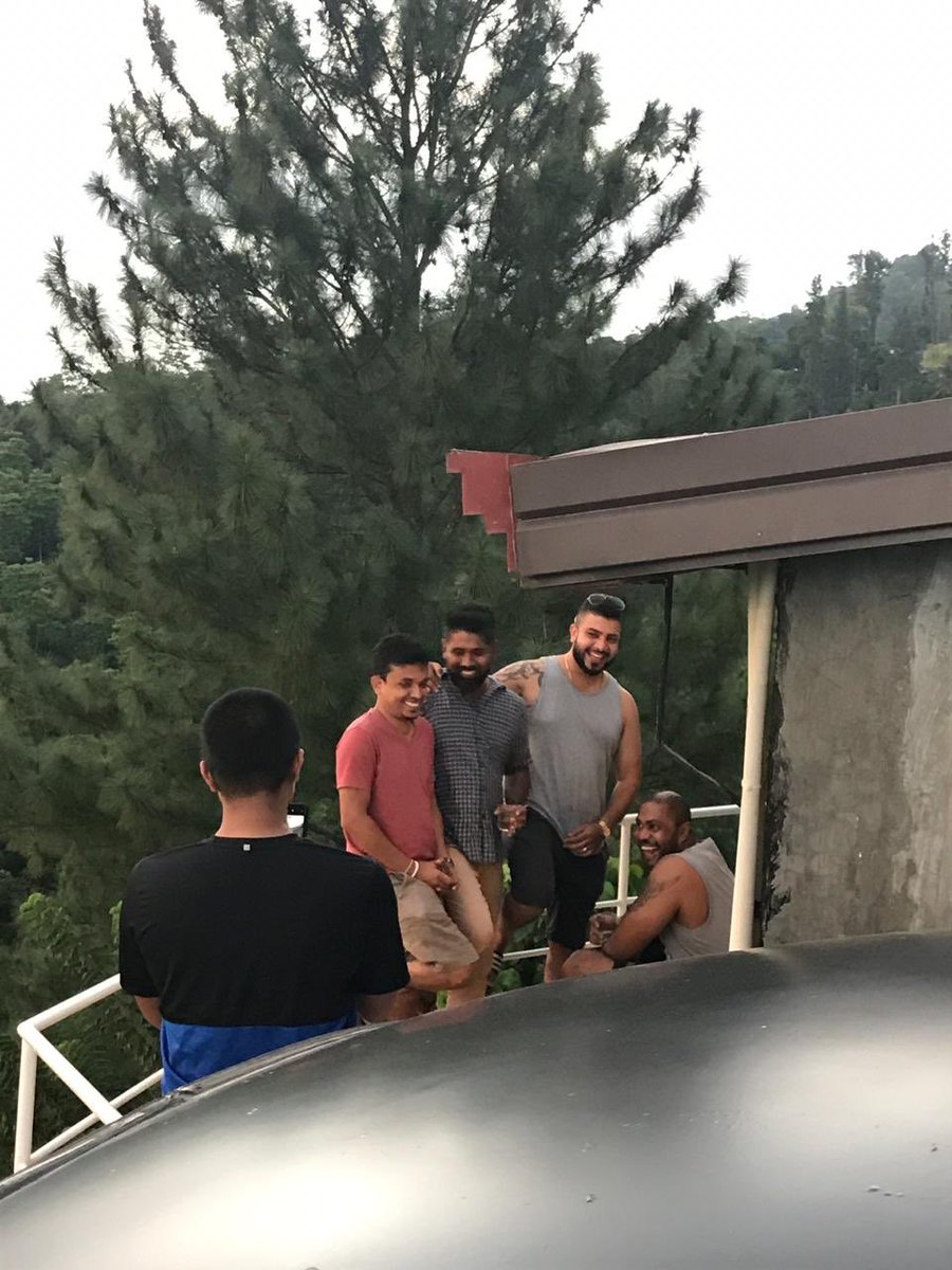 LakshanKula's tweet photo. #bestweekends #SriLanka #FriendsLikeFamily https://t.co/3xOu8Yhw7L