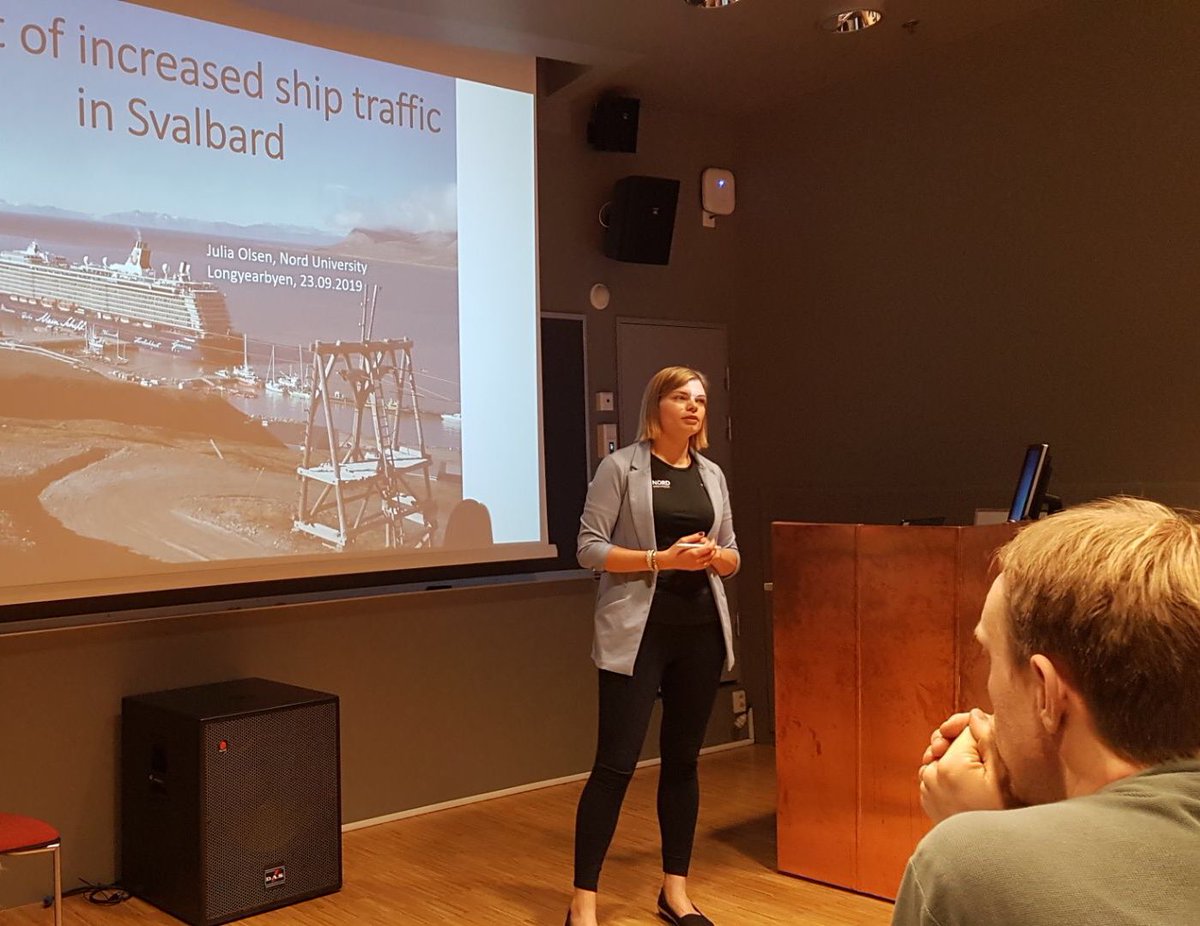 Fully-booked seminar about #ArcticShipping #Forskningsdagene i Longyerbyen. Thanks to everyone for joing us and participating in the discussion @UNISvalbard @Norduniversitet @HNCenter @FNI1