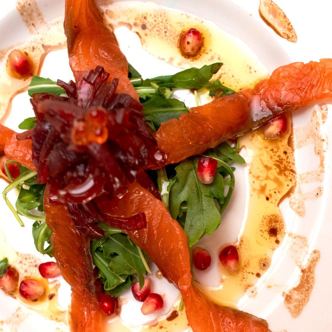 _locanda_'s tweet image. Our Seared Salmon marinated with vinaigrette and pomegranate seeds is the perfect Tuesday treat! 😋 #tuesday #seared #treat #salmon #perfect

Book here &amp;gt;&amp;gt;&amp;gt; bit.ly/LocandaBookings