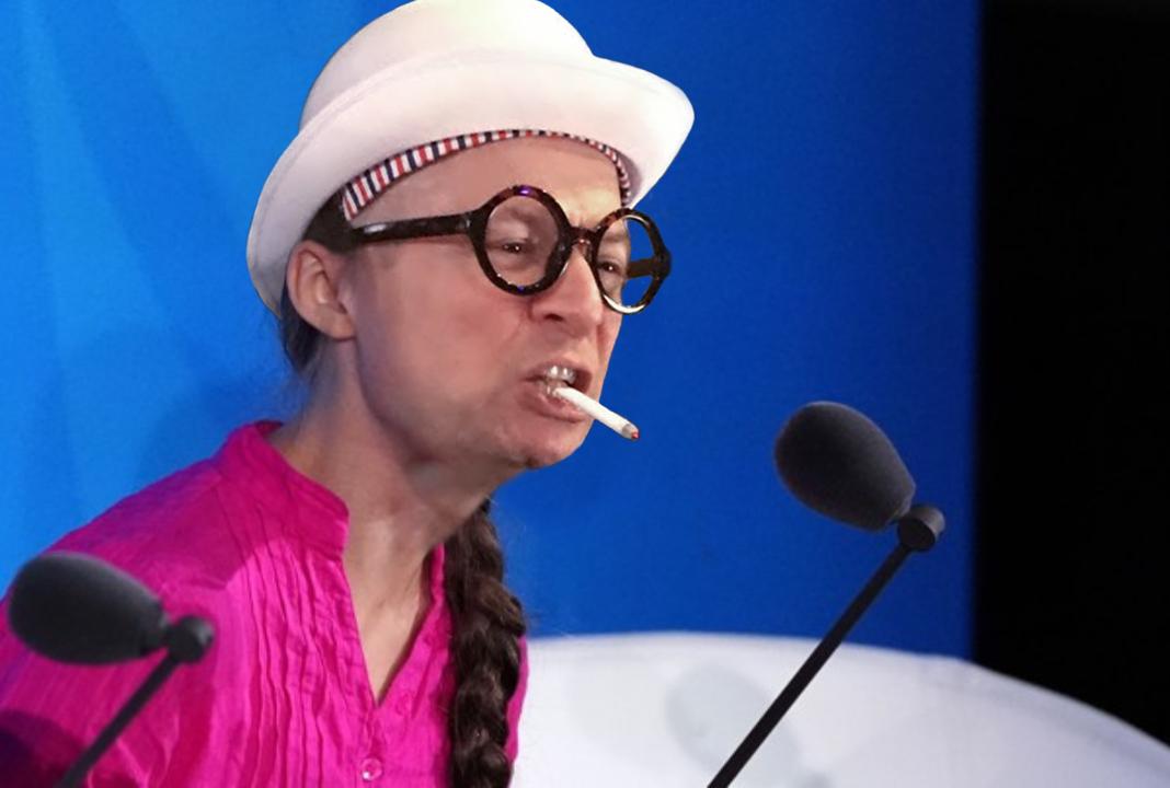 EmperorMold's tweet image. Yo don't leave your plastic milk ballaans under the bed and shiznit!
@ChipChipperson @jimandsamshow @JimNorton @notsam  @travistefft