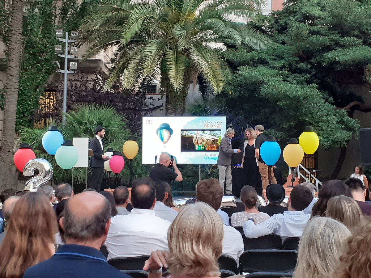SolarProfit's tweet photo. Molt contents de que la nostra campanya sigui una de les premiades al Festival de Publicitat #OpenCreatiu d'@AssocPubli!
Tots els vídeos de la campanya, aquí 👉 https://t.co/E5mAJZCOEI
#Autoconsum #BonaEnergia #TransicióEnergètica #ElCangrejoTV https://t.co/PDi2RyP9qb