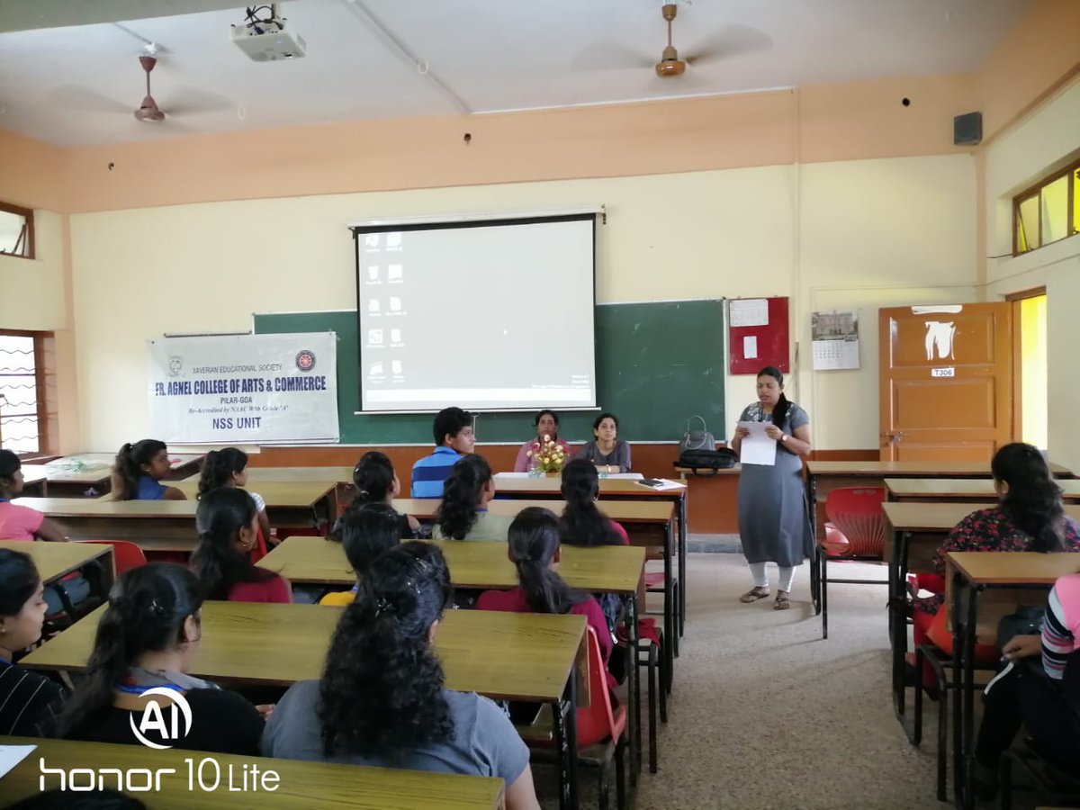 facpilar's tweet photo. The NSS Unit organised a talk on the theme Nutrition titled "Eating Disorders and Importance of a Balanced Diet" on 16th Sept 2019. Ms. Urjita Bhobe a renowned dietitian, nutritionist and practising diet counsellor was the resource person. 66 NSS volunteers attended the talk. https://t.co/PAaZo2mq8U