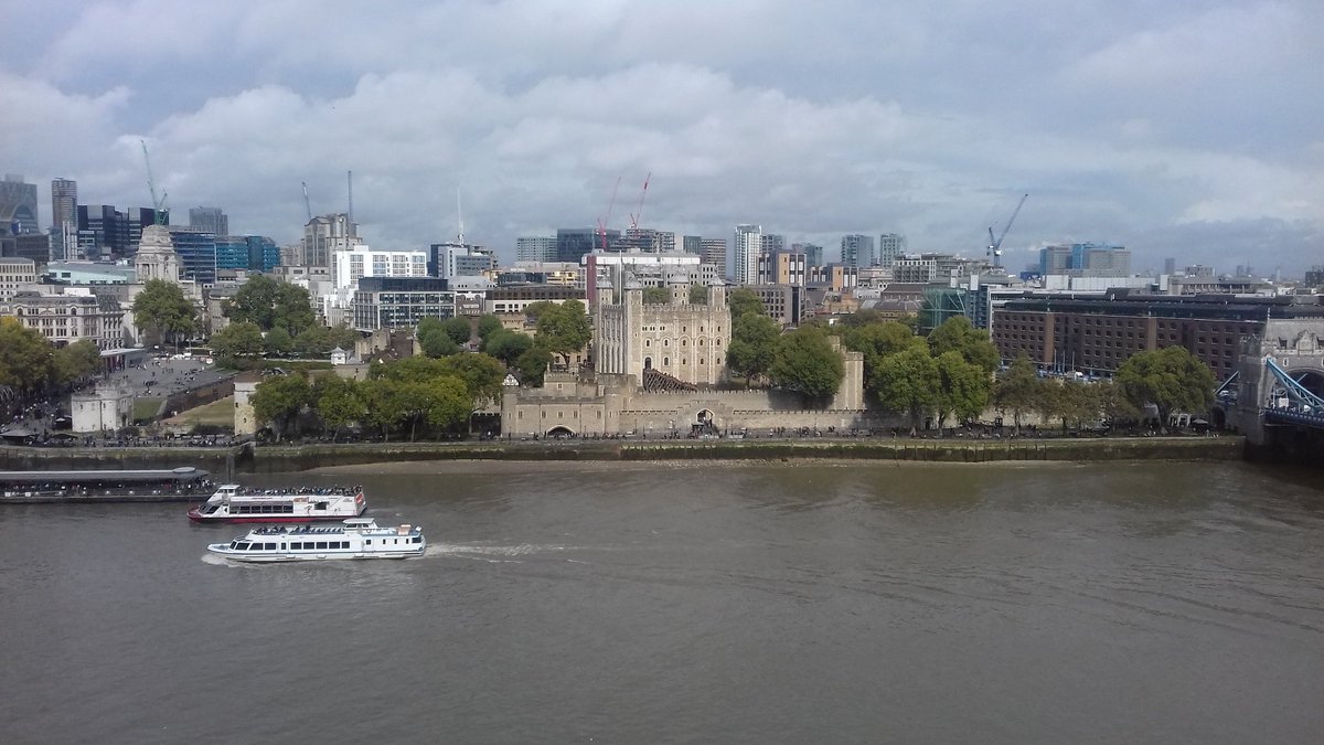 daimogssoapbox's tweet photo. A nice view from City Hall!!
Did consider popping in to see these for discussions about #policing
I came to the conclusion they would not get it!!
@MayorofLondon
@SadiqKhan
@BorisJohnson #boio
@patel4witham
@kitmalthouse https://t.co/EVXhq5MsQT