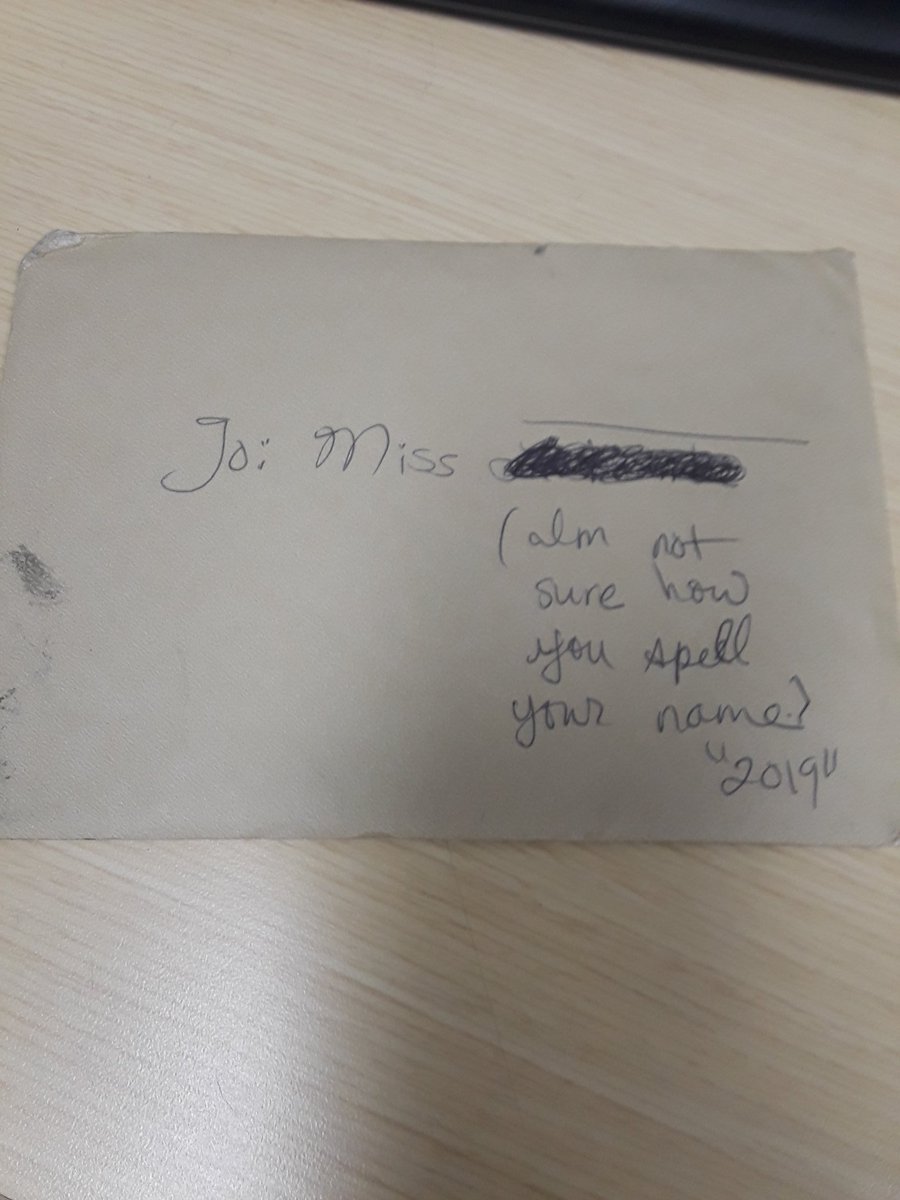 Betty0929's tweet photo. Today is national gratitude day and one of my Loaders gave me a card ..I feel so special #nationalgratitudeday #ups @ExperienceUPS @HubCompton #comptonpreload https://t.co/XEOGVD10Nu
