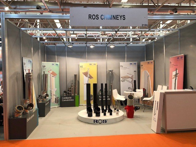 rostubos's tweet photo. Primer día en @EXPOBIOMASA 🔥 ¡Ven a vernos en el stand 218b! 😉 / First day at @EXPOBIOMASA 🔥 Come see us on stand 218b! 😉
#roschimneys #chimneysystems #fluepipe #steelwork #tradefair #expobiomasa #valladolid #chimenea #biomasa #madeincatalonia #madeinspain https://t.co/1noedXTfT7