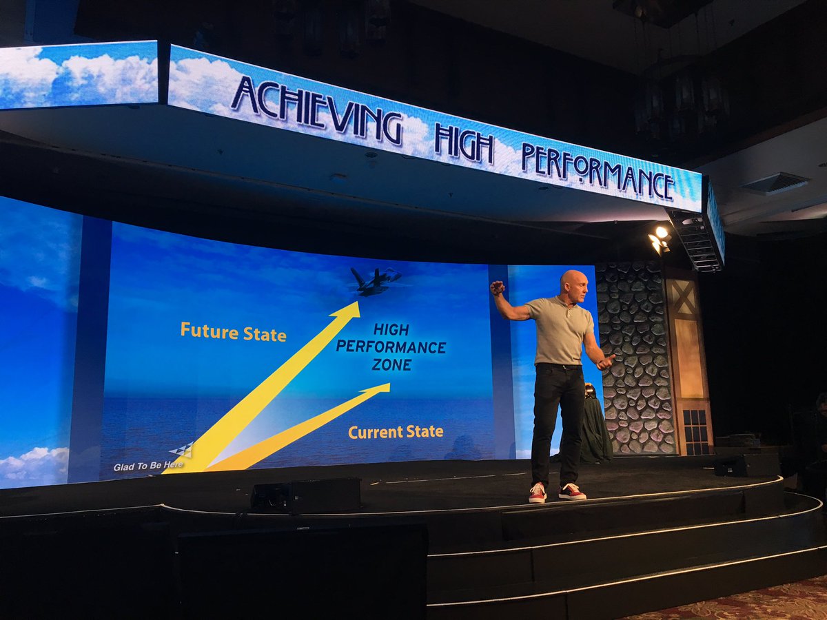 How do you close the gap between where you are and where you want to be asks @JohnFoleyInc. He says you have to believe, be connected and be committed #beefbash19