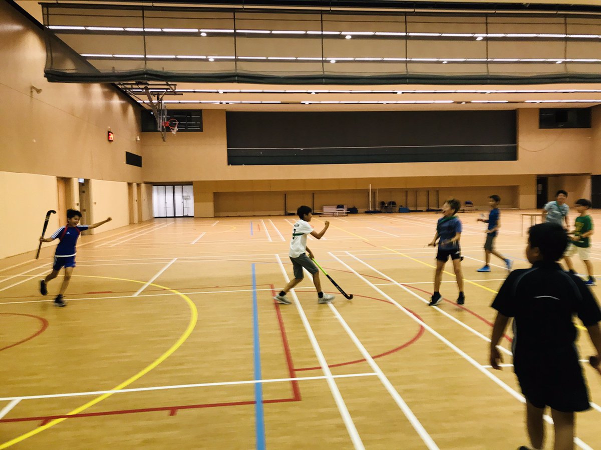 HHKSShackleton's tweet photo. Impromptu, but fiercely contested, 3-3 game of indoor hockey with the #boysofshackleton tonight rounded off by sushi treats! @HeadHarrowHK @HeadHarrowHK #boysofresilience https://t.co/o37S2nUde0