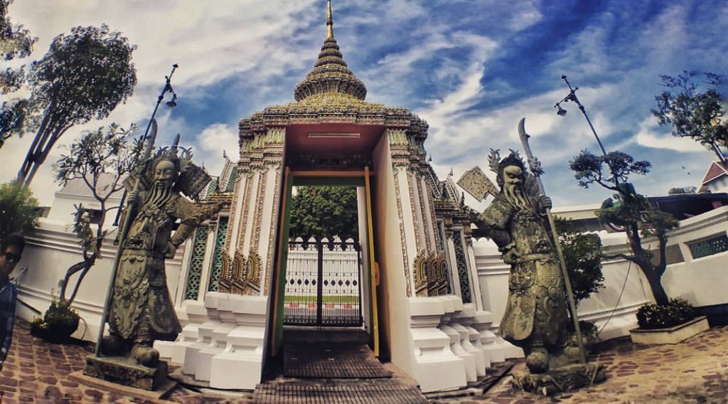 SnooveDas's tweet photo. Wat pho temple!!! 
#travel #traveldiaries #thailand #goals #beautiful #destination #snoovedas #peaceful #tribe #budhism #travelgram #happyme #monestry #country_features https://t.co/yXG4nGLxra