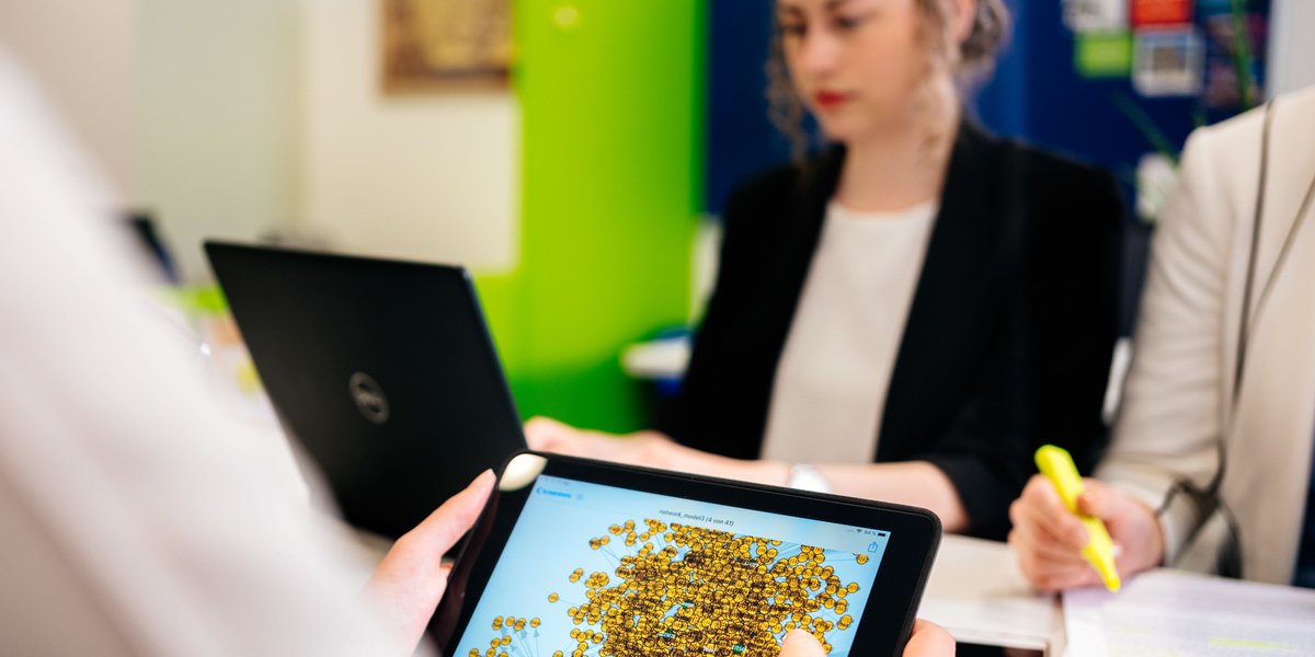 Am 7.10. startet die Ringvorlesung „Digitale und vernetzte #Arbeitswelten“ des Forschungskollegs „Gestaltung von flexiblen Arbeitswelten“ von <a href="/unibielefeld/">Bielefeld University</a> und uns. Immer 16.15 Uhr, @HNIredaktion (Raum F0.231) oder <a href="/CITEC_Bielefeld/">Center for Cognitive Interaction Technology</a>-Gebäude (Raum 1.204): pace.uni-paderborn.de/de/ringvorlesu…