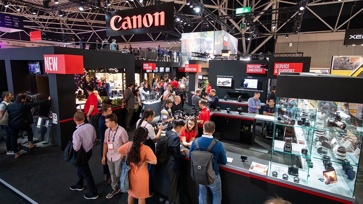 MatterXP_Ltd's tweet photo. Loved last week’s @IBCShow in Amsterdam 🧡 Here’s how we showcased our client’s brand with three Shooting Subject sets, a top-deck hospitality zone and screening zone #IBC2019 #canon #brandexperience #creativeagency #matterxp #design https://t.co/xBEkakxuqq