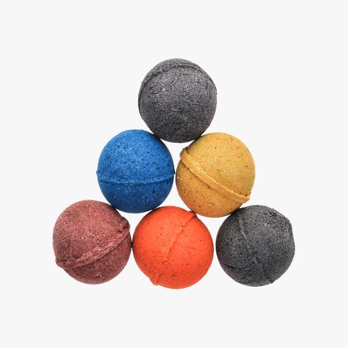 AMOUR NOIR - BATH BOMBS - the perfect accompaniment to that 'me' time in the bathroom 

ht.ly/x1Ig30pv889