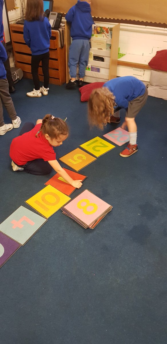 ympshhh's tweet photo. Lots of us were inspired to explore numbers independently today after we looked at numbers to 20. I saw counting, ordering, reciting and lots of collaboration. #ympsmaths https://t.co/5wkfdUEAZl