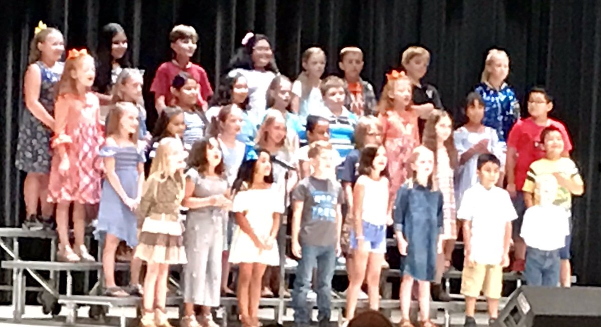 Thank you to everyone who came out to support the <a href="/PineLevelES/">PineLevelES</a> PTA and our 3rd Graders last night. Our students did a great job performing!!  #PLGreenHornets