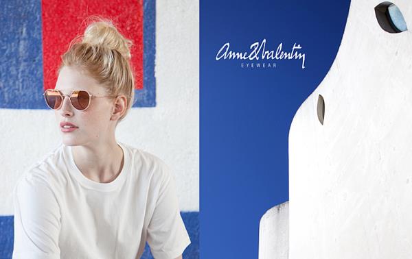 SPENDINmagazine's tweet photo. Bajo sus códigos característicos de color y geometría, la firma francesa de gafas @anneetvalentin presenta sus nuevos diseños: pequeñas monturas para los minimalistas y diseños oversize para los más exuberantes 👌🔝
👉 https://t.co/P7alMzCbPH
#SPENDIN #WomenFashion https://t.co/rK6fuT9Lvj