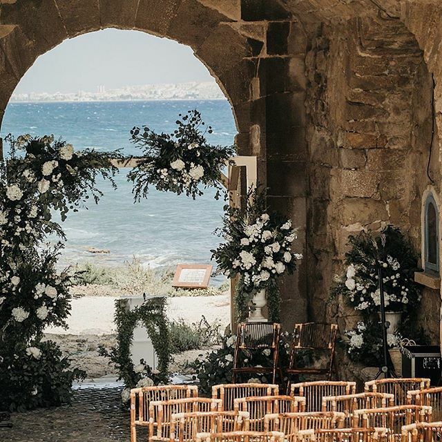 AllSeasonsW's tweet photo. El mar nos da su paz, su aire, su olor... Mirar al mar lo cambia todo!!
.
.
.
@_oscarguillen 
@bravia_infraestructuras 
@_chitina_ 
@oficiante_de_ceremonia 
@acusticox 
#ceremoniasmirandoalmar #bodasalicante #bodasdelujo #exclusiveweddings #weddingsalica… https://t.co/Grv5nEeLwO https://t.co/DkRgeWurrv