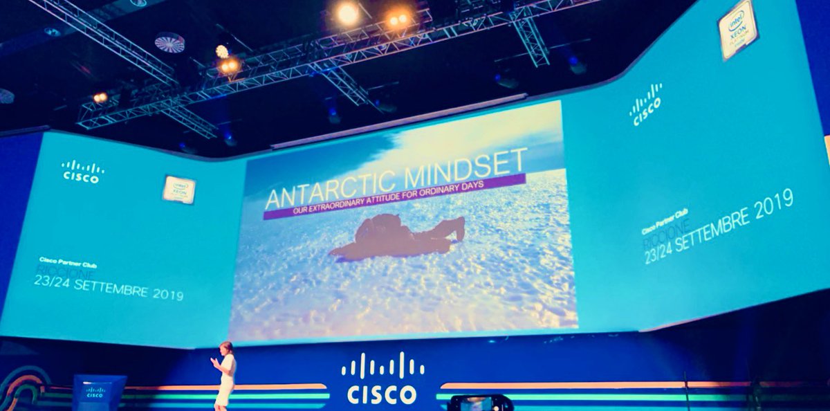 BGasperini's tweet photo. #ciscopclub19 @CiscoItalia #ChiaraMontanari #LifeExplorer on stage su valore dell’#AntarcticMindset: sviluppare la capacità di spostare l’attenzione dai problemi e dai fallimenti alle #WiseDecision @SantoniAgo https://t.co/DQDRQV83gd