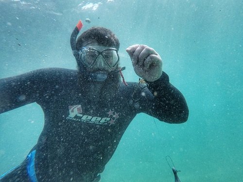 StrandloperP's tweet photo. #StrandloperProject documenting #ghostfishing, #reef damage and entanglements in the #GardenRoute. #SouthAfrica #recfishing #fishforthefuture #keepfinalive #KnysnaBasinProject #PlasticFreeFuture https://t.co/t34UZwxdmF https://t.co/BhvCPzgxX4