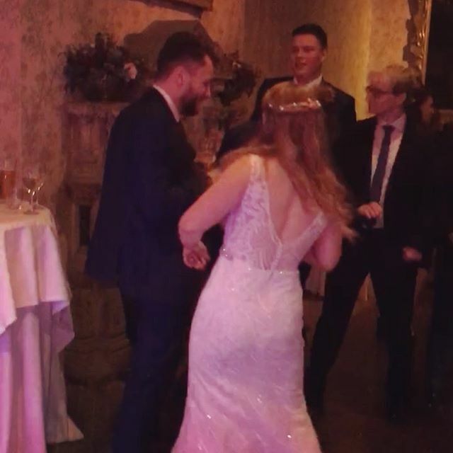 Karizma Wedding Band tweet media