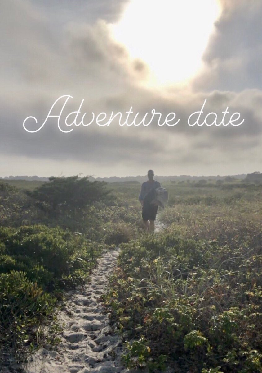 MeaghanMooney1's tweet image. Long live summer! 

... ok, ok, happy #firstdayofall from a beach in New England!