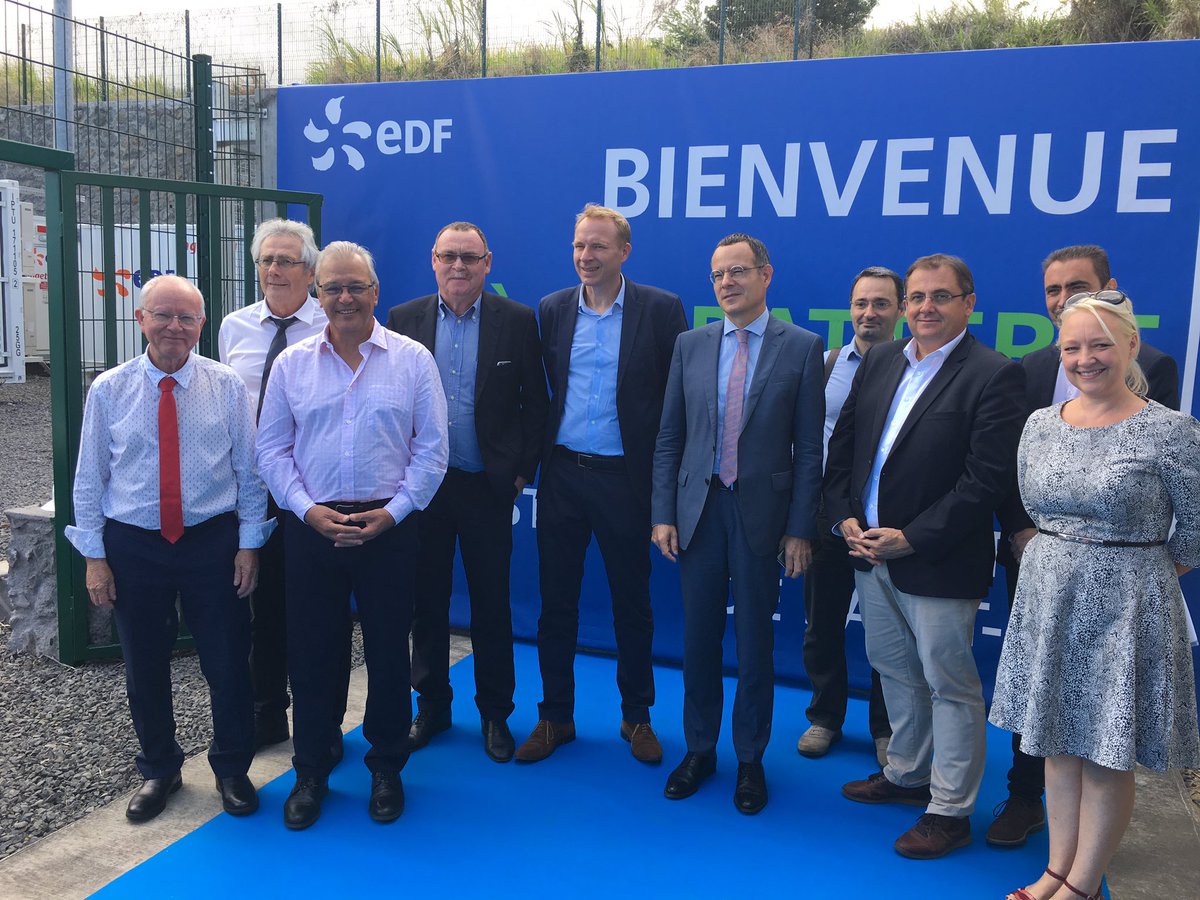 sidelec974's tweet photo. INAUGURATION BATTERIE DE STOCKAGE ST LEU : EDF et SIDÉLEC œuvrent pour le développement durable de La Reunion avec nos partenaires https://t.co/SDV2t1NaTx