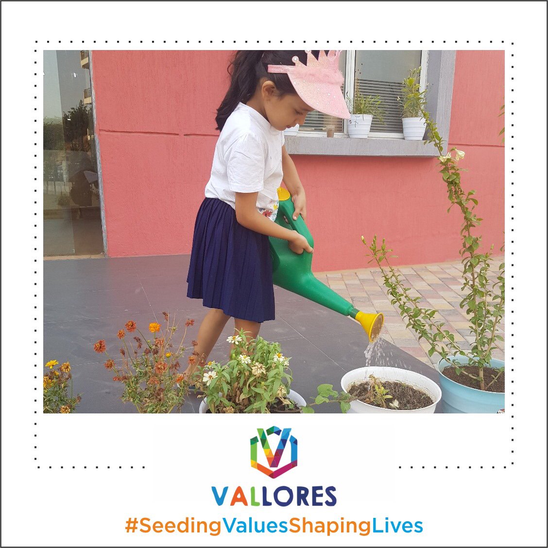 ValloresS's tweet photo. From small seeds grow mighty trees. Bringing them closer to Mother Nature with a plant watering ritual every morning, instilling a sense of purpose and responsibility at Vallores.

#Vallorians #SeedingValuesShapingLives #ValueBasedLearning #BestPreSchool #Gurugram https://t.co/BQep8YiCoD