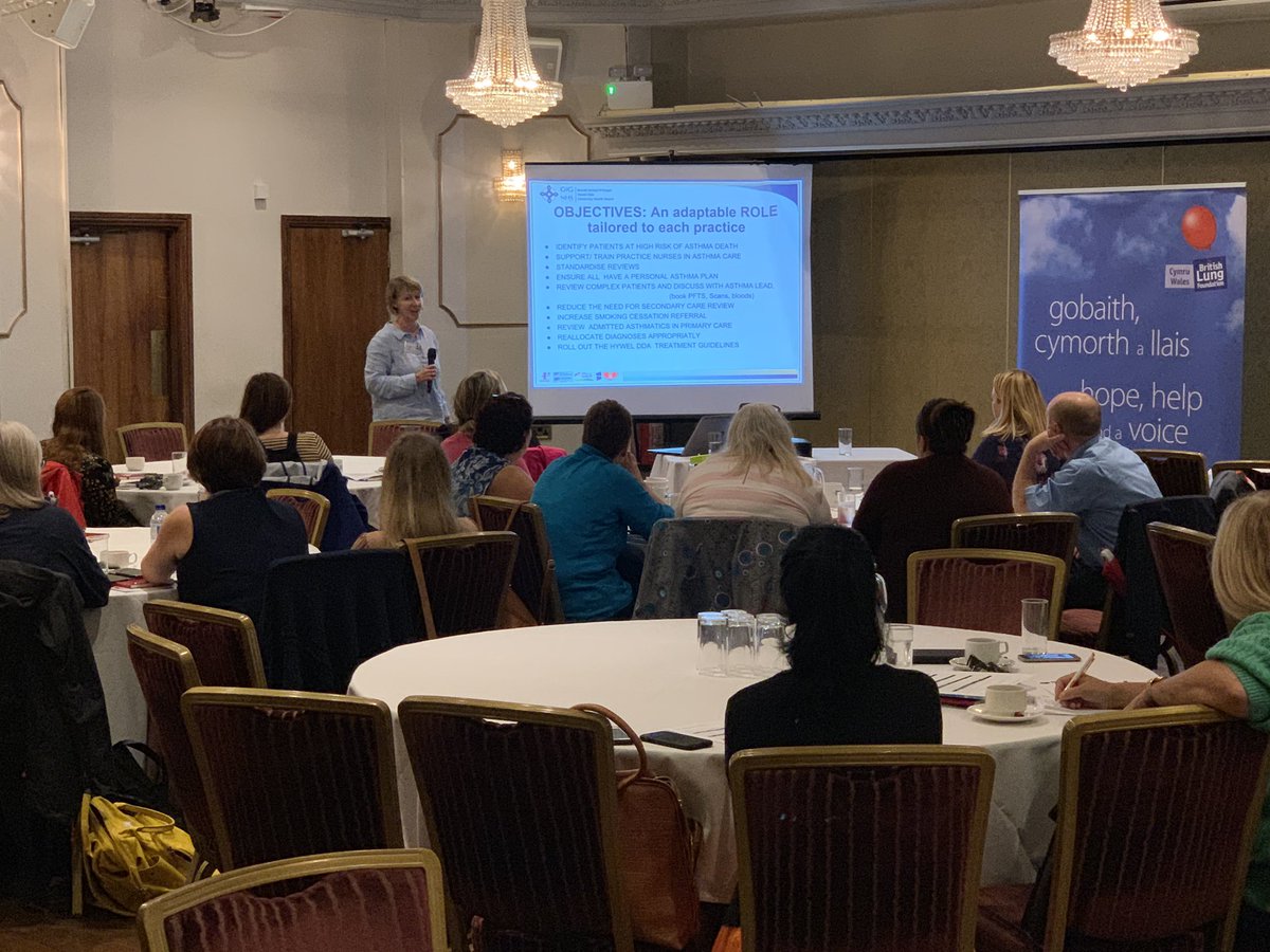 asthmalungcymru's tweet photo. Debbie Hartman of @HywelDdaHB discussses ‘Bridging the primary care- secondary care gap in #Asthma. #BLFStudyDay #BLFProfessionals #WelshLungs https://t.co/HGMJn7AGkP