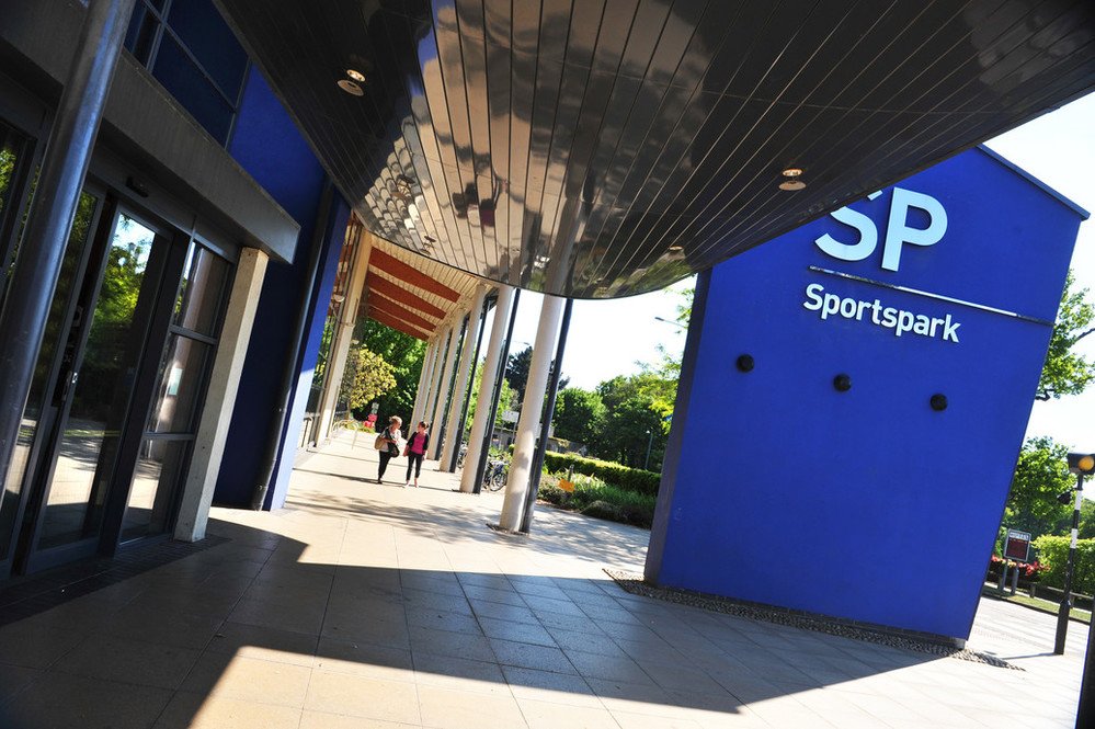 Academic Sports Activators provide a valuable link between academic departments and UEA Sport. If you enjoy your sport (or would like to do more to leave the sofa!) and are interested in taking on this role for the School please visit ueasport.co.uk/people/academi… 🚶‍♀️🤸‍♂️🏊‍♀️🏸

#UEAScience