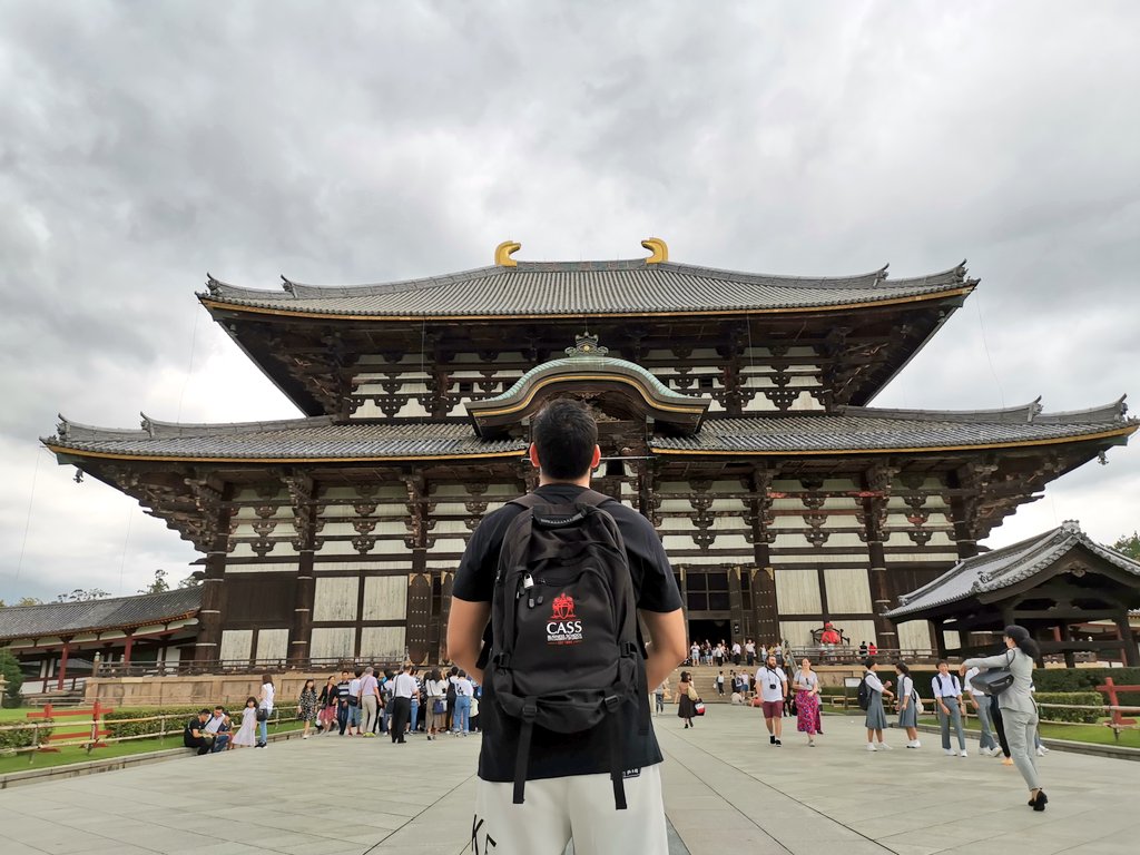 ZeGermanShiba's tweet image. #CassMBA always with us, together with @MBAvaluehound spreading the word across the world #LeadingTheAdventure  #ExplorersMindset #Nara #Todaiji #Japan #JapanTourism #BSchoolLovers 🦌💓🇯🇵 @cassbusiness @cass_alumni