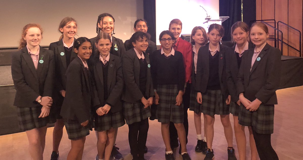 schoudhry73's tweet photo. @SciencesSCHS @GDSTEM @SCHSgdst meeting @HelenSharmanUK has to be the science highlight of the year!! A really inspirational start to the day #gdstspirit #madaboutscience #learningwithoutlimits #WomenInSTEM https://t.co/NSK9pg8lIr