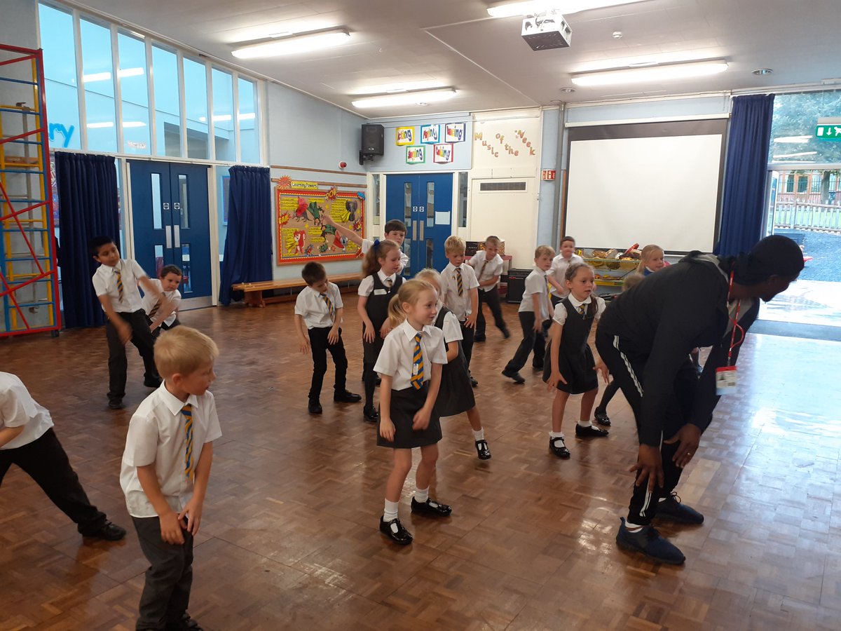 JamesBrindleyPS's tweet photo. Time for some African dancing now. Year 2 have a fun packed, music filled morning. They'll sleep tonight! #drumroots https://t.co/DfyumsRWa6