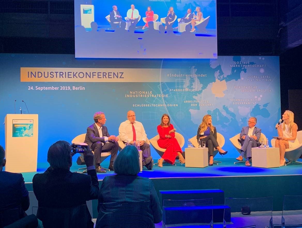 #Industriekonferenz - Gute Industriepolitik ist gute Standortpolitik: „Die deutschen Industrieunternehmen sind mehr denn je auf Rückenwind angewiesen!“ DIHK-Präsident Eric Schweitzer auf der heutigen Industriekonferenz des @BMWI.