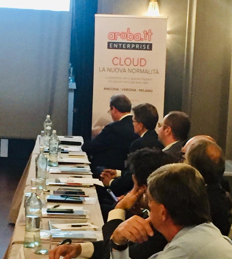 Arubait's tweet photo. #CloudNewNormal #ArubaEnterprise approccio enterprise per soluzioni #cloud e #DataCenter personalizzate: questa l'offerta di una realtà tutta italiana https://t.co/SD6CClnlFM discussa oggi con @IDCItaly https://t.co/JRANBMzYct