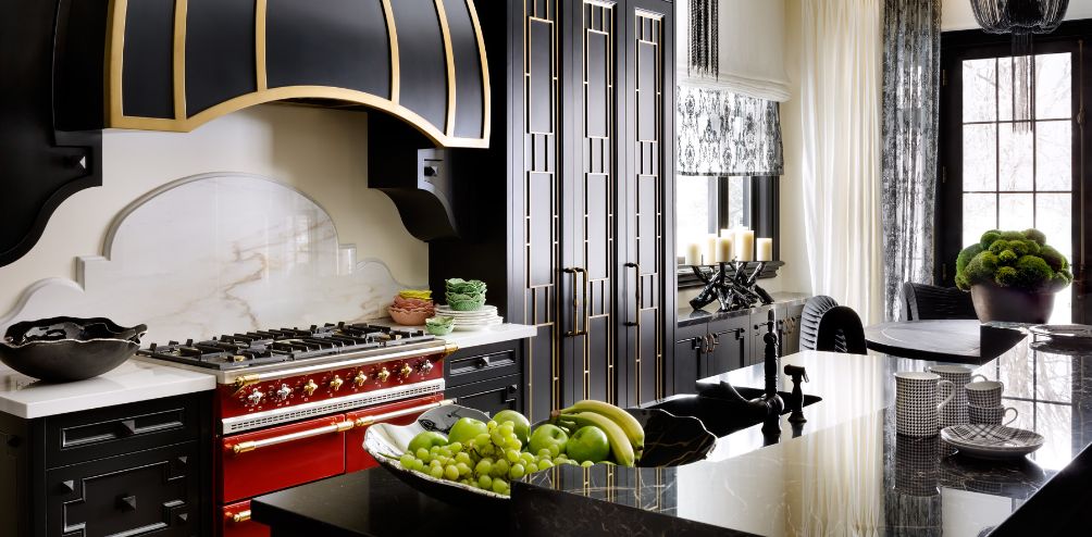 Based in #Toronto and working for jet-setters around the planet, @HouseofLMD is recognized as one of the #BestInteriorDesigners
Take a look at one of the incredible #interiordesign created by her 😍

Click here and see more #StunningProjects ➡️ cutt.ly/nwl7RGx