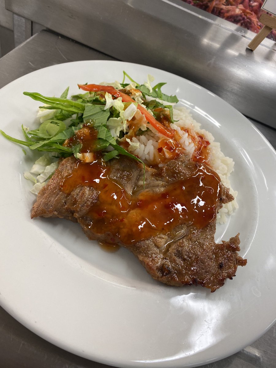 Thai Style Marinated Pork Steak served with Sticky Rice, Asian Vegetable Salad &amp; a choice of Dipping Sauces @elioruk <a href="/Davebrett11/">Davebrett1</a> <a href="/msmith_cole/">Michael Smith</a> <a href="/AndyFergy39/">andy Ferguson</a> #EliorFoodie #TeamElior