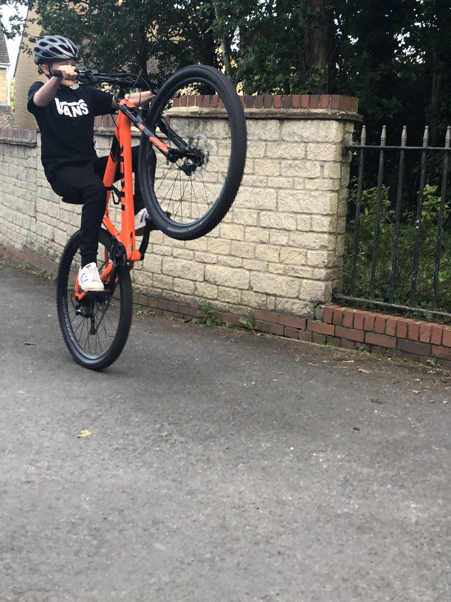 BevTaylor79's tweet photo. @chocolatehelly Tut huff so disrespectful 🤣👍🏻 #growingmenace #wishicouldwheelie #jealous https://t.co/yDgRePUuQR