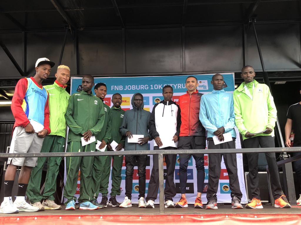 I made it into the podium to @fnbjoburg10km thanks to <a href="/futurelifeza/">FUTURELIFE®</a> <a href="/Nedbank_RC/">Nedbank Running Club</a> <a href="/BiogenSA/">Biogen</a> <a href="/Nike/">Nike</a> for the support 
#FamilyFirst