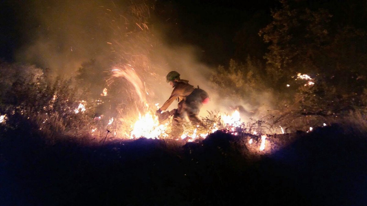 BRICA de Plata | 25 años de especialización en Incendios Forestales.
En 2019, el colectivo #BRICA conmemora el 25 aniversario de su creación. Compartimos contigo este pequeño homenaje a todos los que las han integrado
bit.ly/2l5tql3