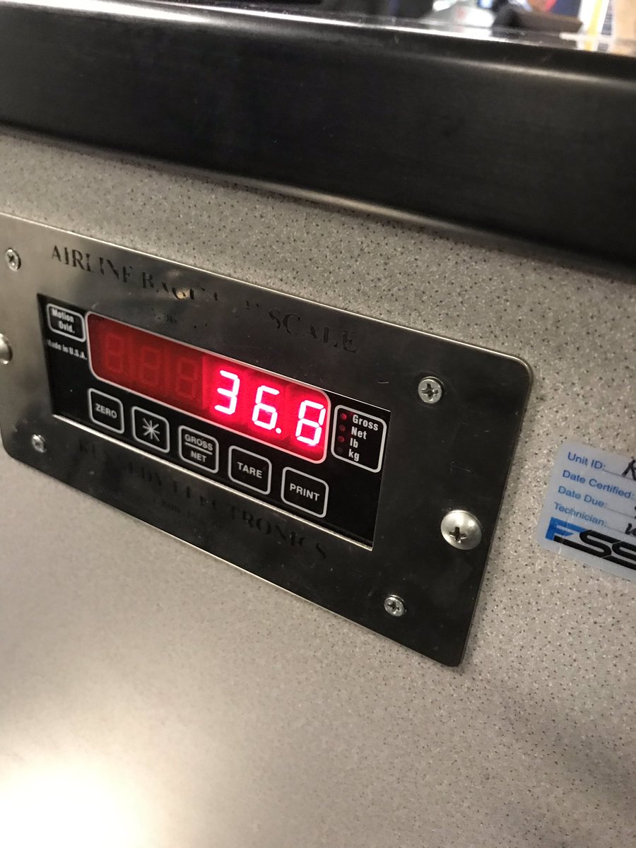 iamtedking's tweet photo. Hey @United, please stop charging me for my bike. Your colleagues across the industry are going free and they’re earning business. And your fee is absurd. https://t.co/vdnS85ed53