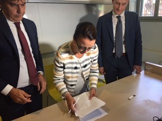 Arter_ER's tweet photo. Firmato accordo tra @gruppoiren #ARTER e @Volkswagen_IT per testare biometano su vetture #Polo” 2 alimentate a biometano e 1 a metano con monitoraggio di @ENEAOfficial #reggioemilia #biomether https://t.co/UYZzUjOujQ