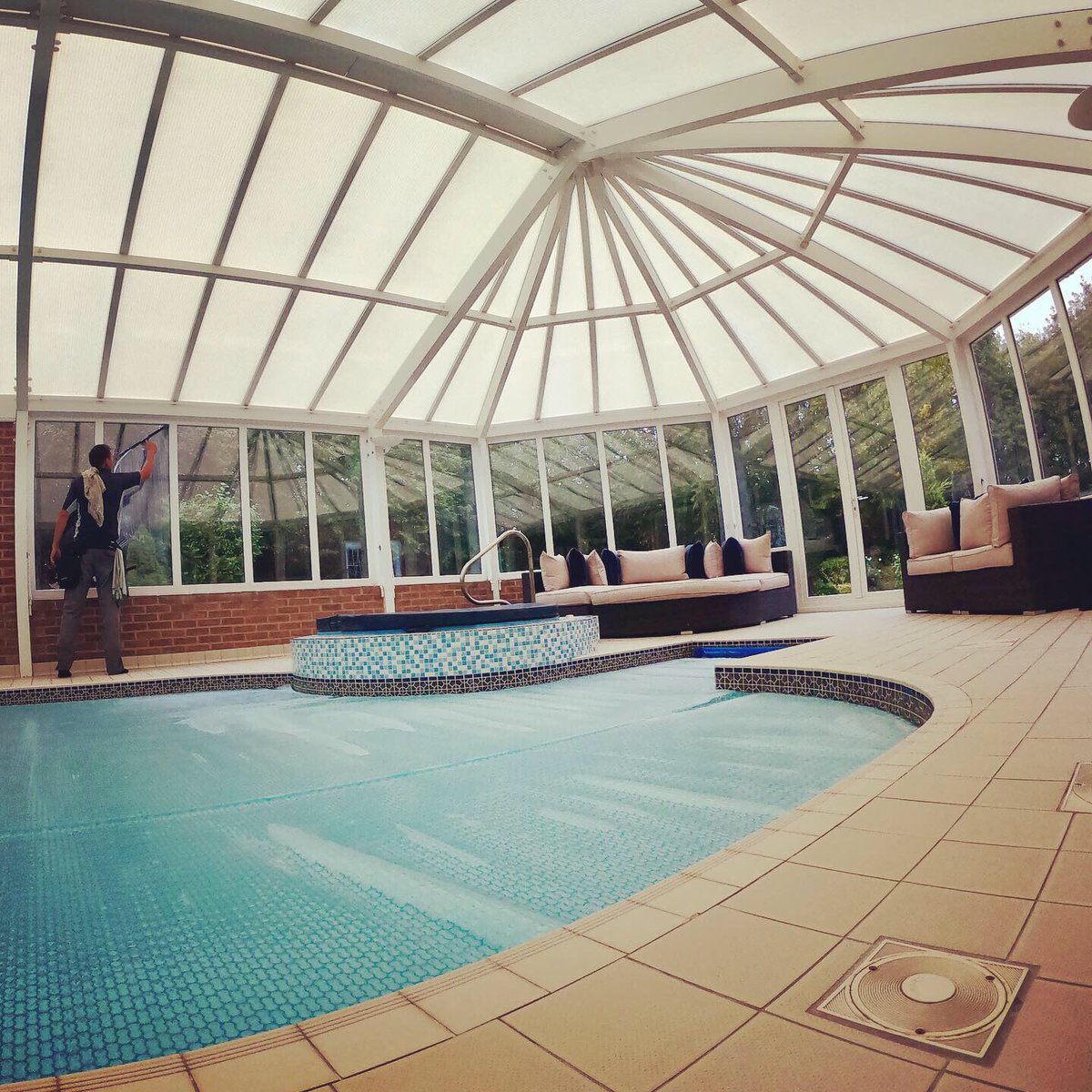 MackintoshClean's tweet photo. What do you do on a rainy morning? Me, I’m just chillin by the pool.😜👍🏼 #windowcleaner #windowcleaning #poolside #insideclean #cleaning #windows #aemackintosh #professional #clean #Northampton #wcrlife #rainyday #traditional #squeegee #pool https://t.co/ZPxXfTGczi