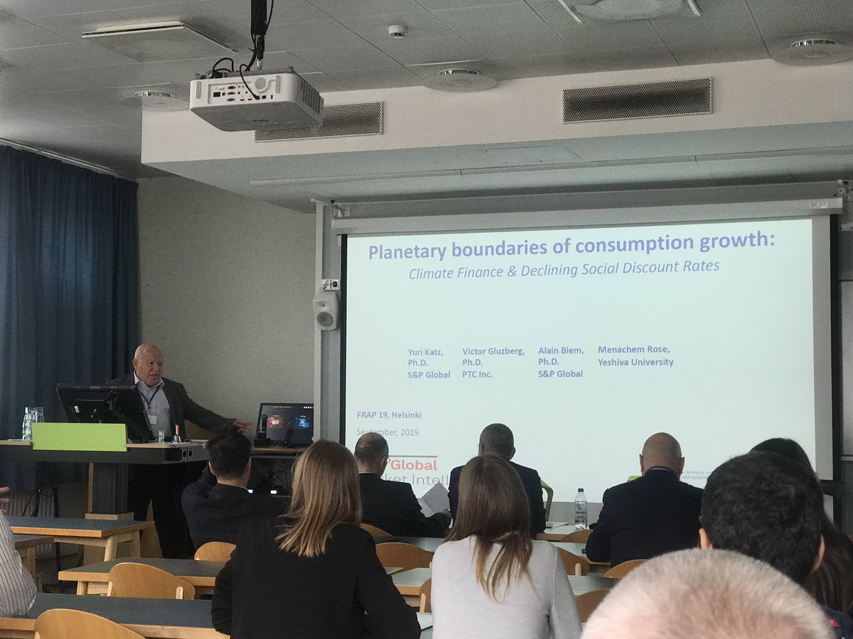 Dr Yuri Katz, Director of Data Science at S&amp;P Global speaking at the 17th. FRAP conference #frap2019 #acrnconference <a href="/Hanken_fi/">Hanken School of Economics</a>