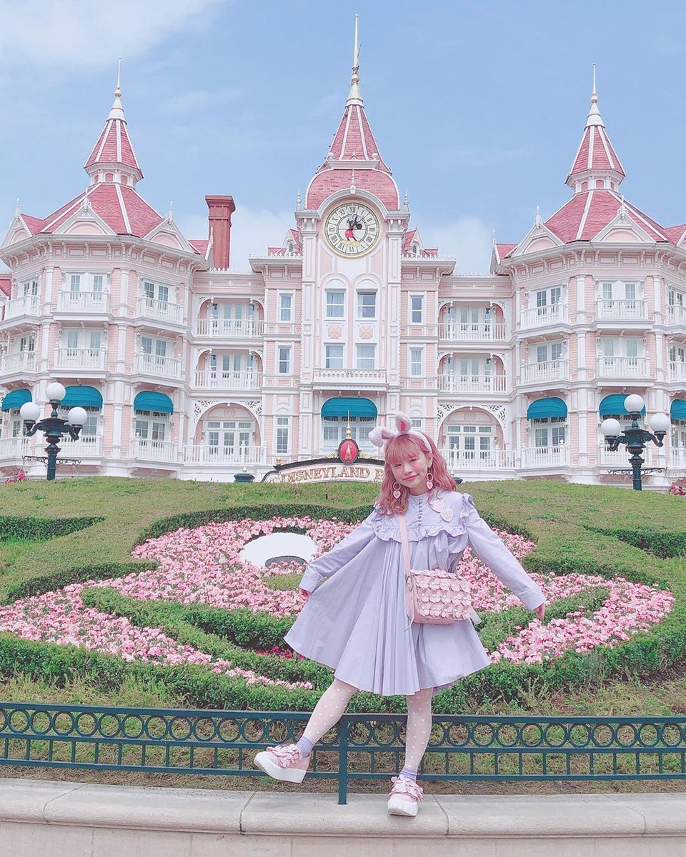Mery على تويتر ピンクのお城に可愛すぎるジェラート ディズニーランドパリ は日本とまた違った魅力がいっぱいあるんです 7つの違いを探ってみたよ ディズニーランド パリ Disneylandparis T Co Ktlsn7eqd2 T Co 3nqyps22pc Mery على تويتر ピンクのお城に可愛すぎるジェラート ディズニーランドパリ は日本とまた違った魅力がいっぱいあるんです 7つの違いを探ってみたよ ディズニーランド パリ Disneylandparis T Co Ktlsn7eqd2 T Co 3nqyps22pc