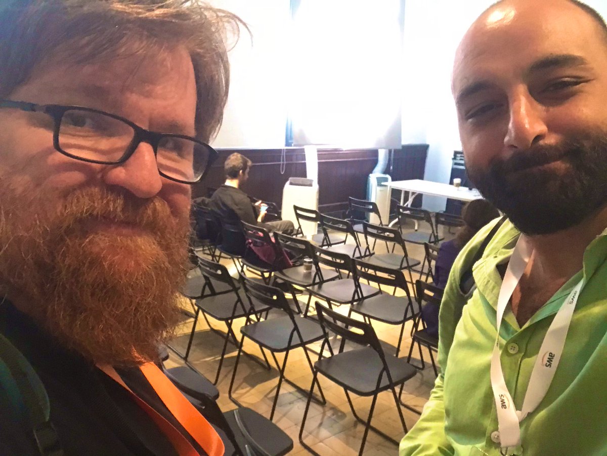 anaskhattar's tweet photo. Database Freedom: Purpose-Built Databases  in the Cloud ☁️ 
+Amazon Neptune
+Amazon DocumentDB
+Amazon QLDB
+Amazon Managed Blockchain
with @gianx from AWS Italy 🇮🇹 https://t.co/3fSBwsvalg