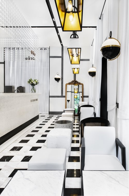 spotools's tweet photo. Look at this amazing bar project in Hangzhou – #China created by #BaptisteBohu. His work includes a wide variety of projects inspired by #ArtDeco French classicism and contemporary aesthetic.

 Click here and see more #StunningProjects ➡️ https://t.co/QEQhJNN2VB https://t.co/kY3Lc1dIM8